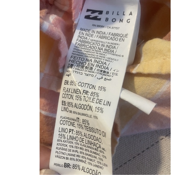 Billabong Striped Linen Romper
Size 8 - Picture 5 of 7